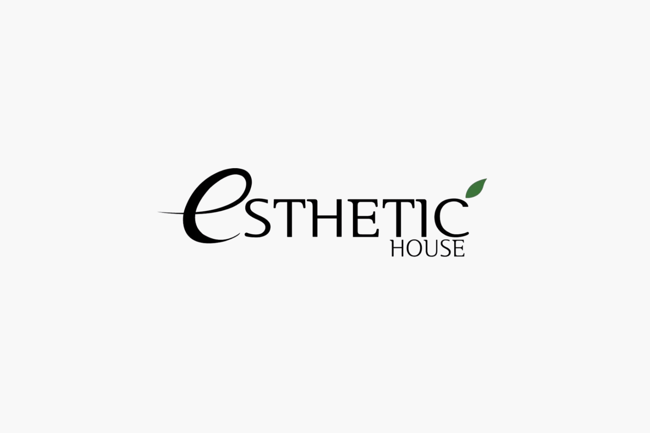 Esthetic House logotips melnā krāsā uz balta fona