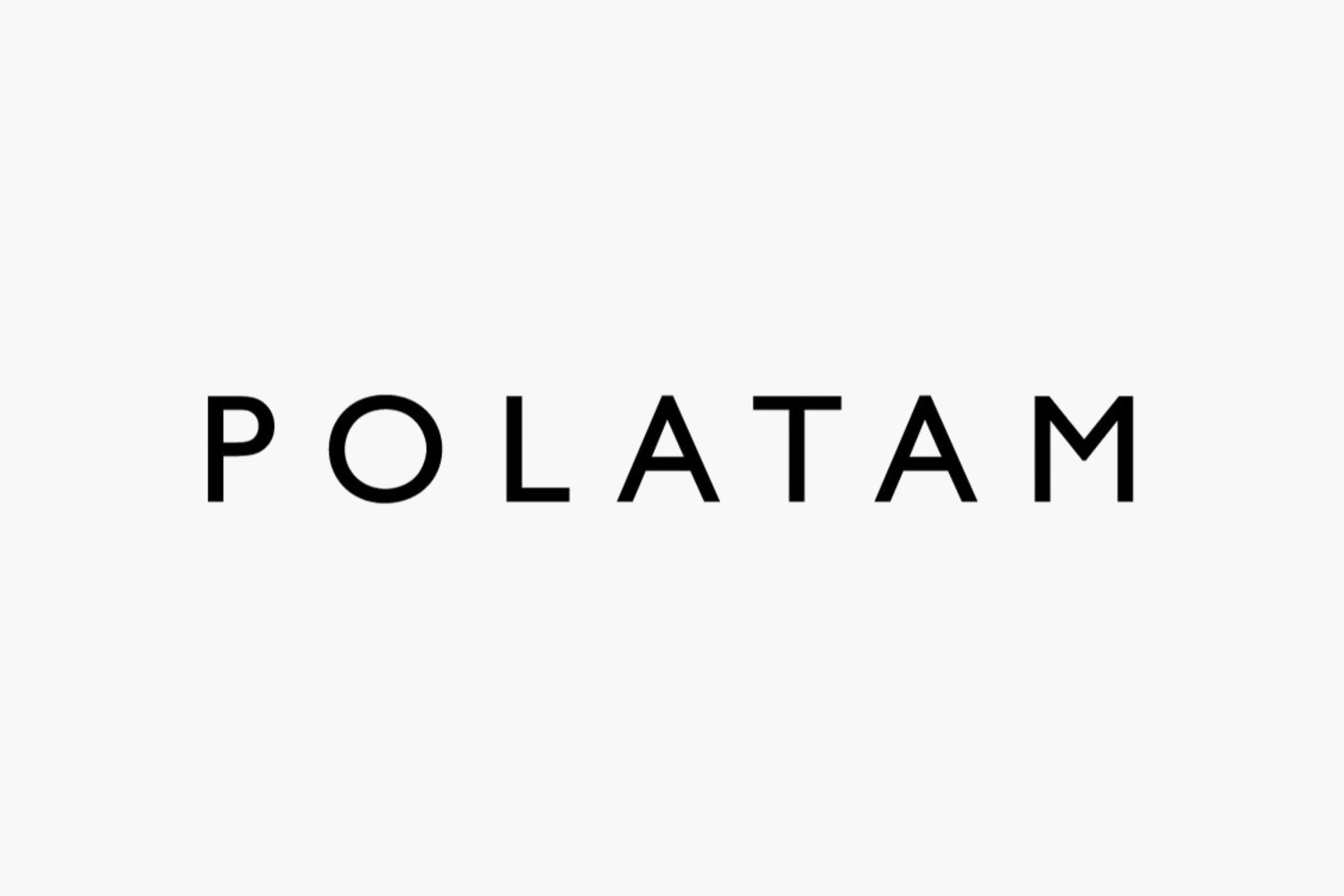 POLATAM logotips melnā krāsā uz balta fona